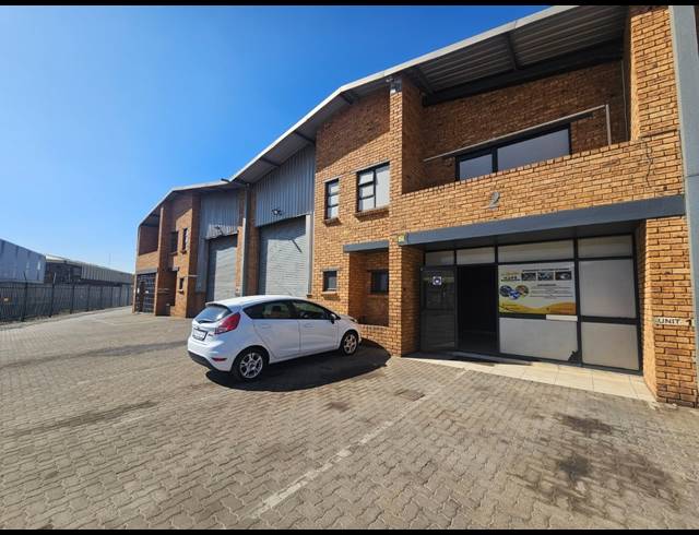 340M² WAREHOUSE FOR SALE IN ANDERBOLT